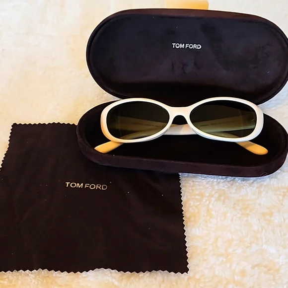 TOM FORD Authentic Ivory Sebastian Sunglasses with Case VGUC Tom Ford Marco-02 TF 646 Sunglasses 53/20/145 with Case  main image 3